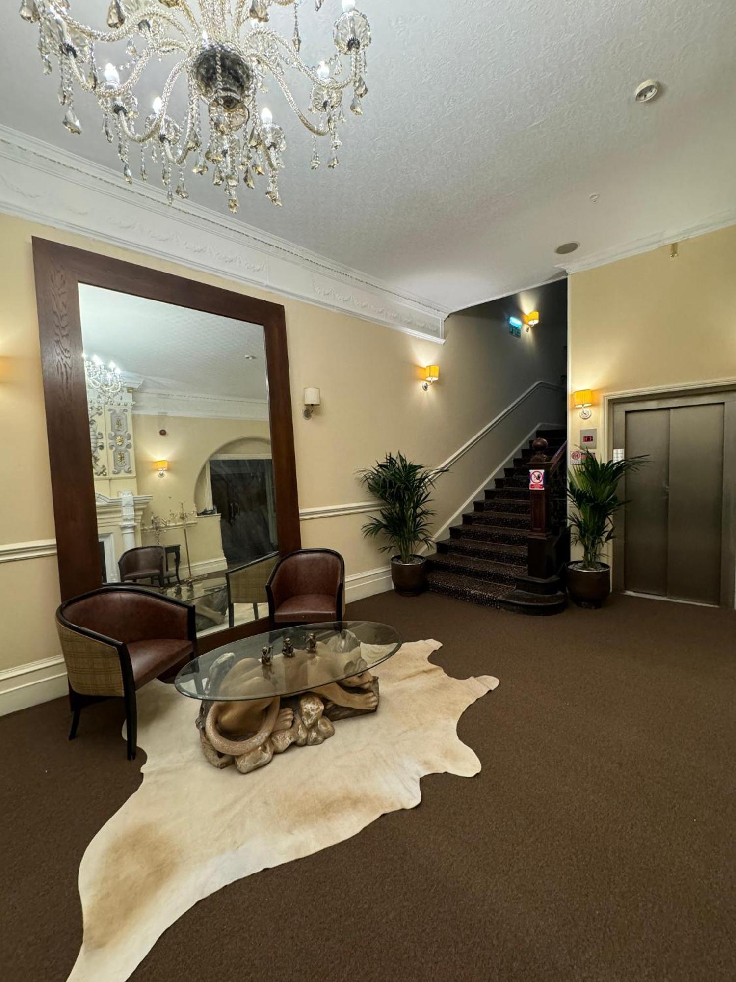 H & G Hotel Opposite Windsor Castle المظهر الخارجي الصورة